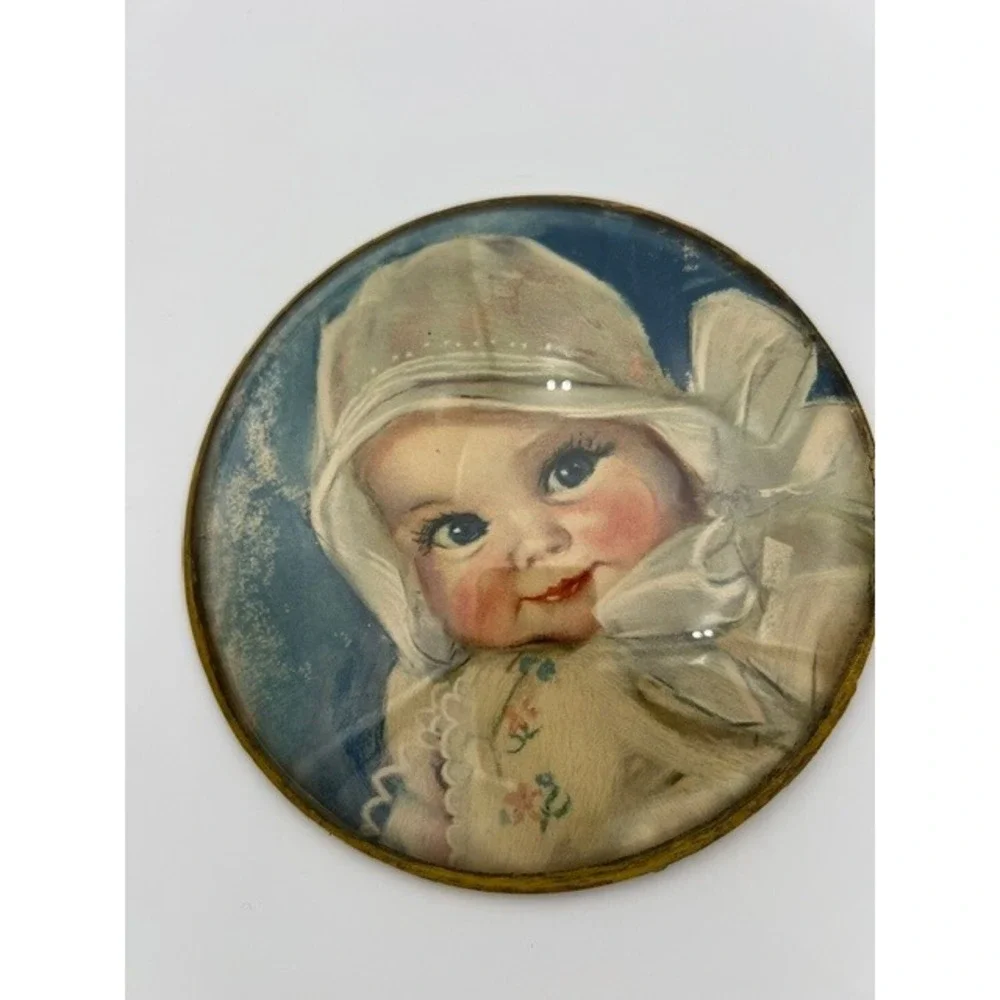 Vintage Peter Watsons Studio Bubble Glass Baby Portrait Wall Plaque 6 Inch